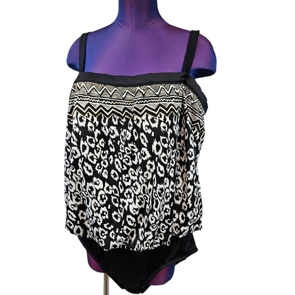 NWOT Maxine of‎ Hollywood Faux Tankini One Piece Swimsuit Women's 24W Plus F62 - Picture 1 of 9